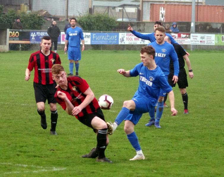 Steff Hayes closes down Will Haworth as Goodwick beat the holders Merlins Bridge